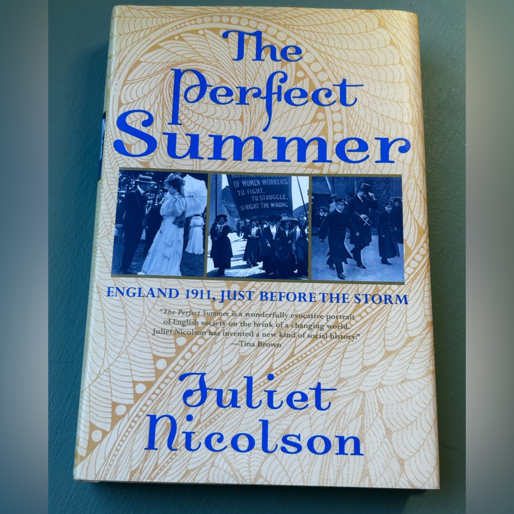 The Perfect Summer Book by Juliet Nicolson
Hard Cover
